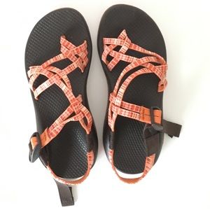 Orange chacos